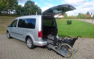 Caddy Maxi mit Rampe für behindertentransport